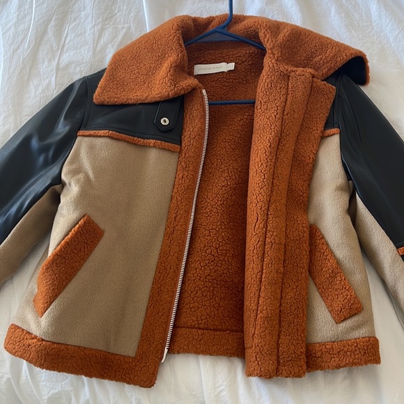 Jonathan Simkhai
Adelynn Color Block Sherpa Jacket - Picture 7 of 11